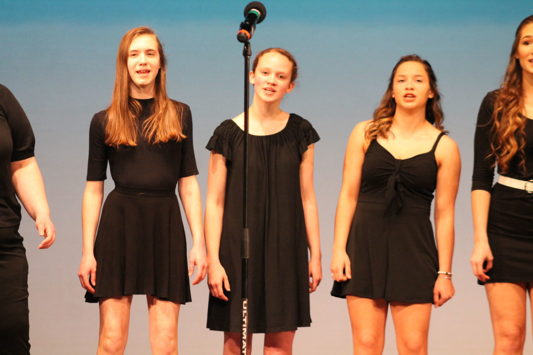 BDHS A Capella 038.JPG